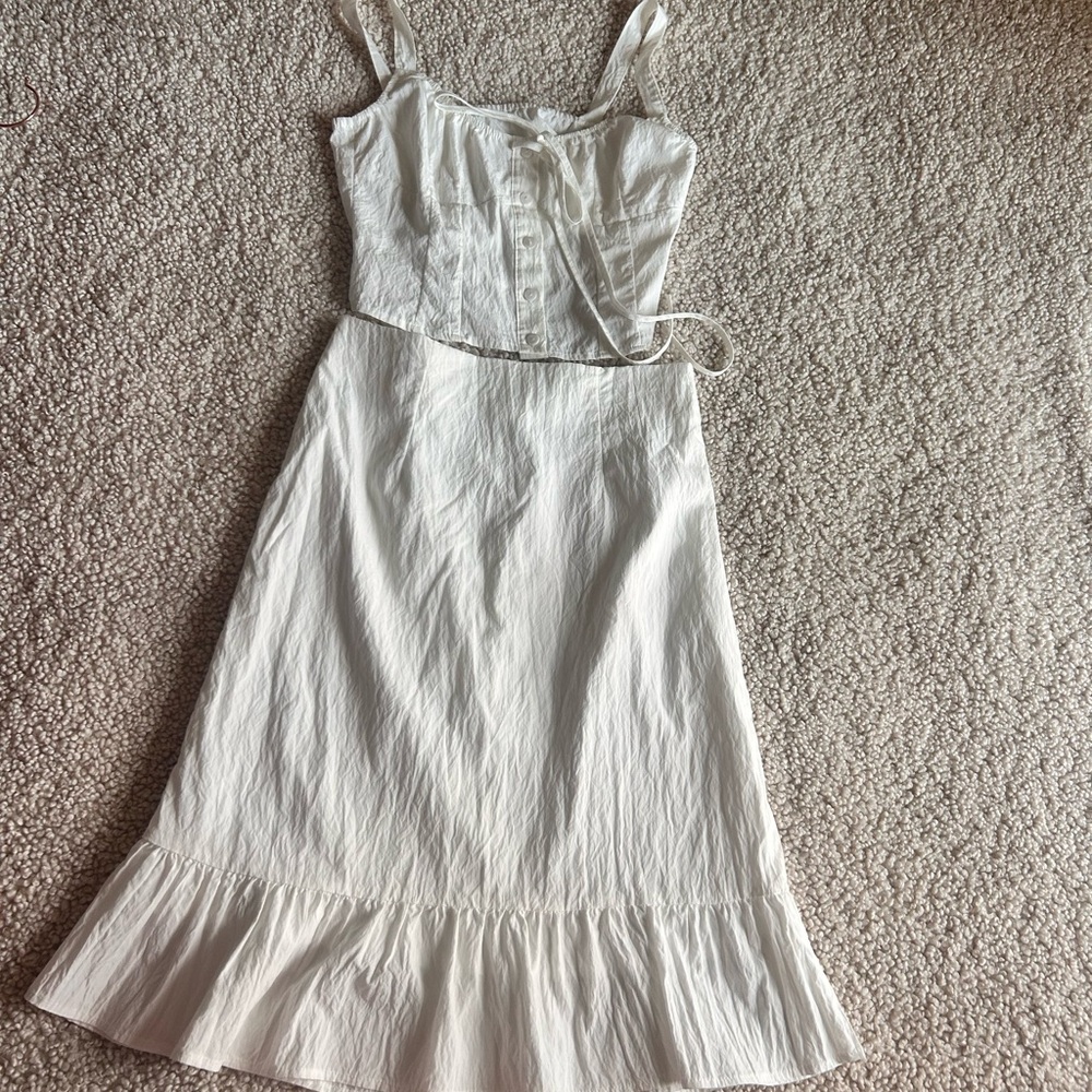 Commense White Two-Piece Skirt Set